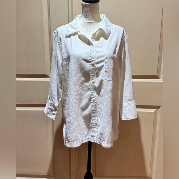 - Coldwater Creek Button Up Blouse - Picture 1 of 7